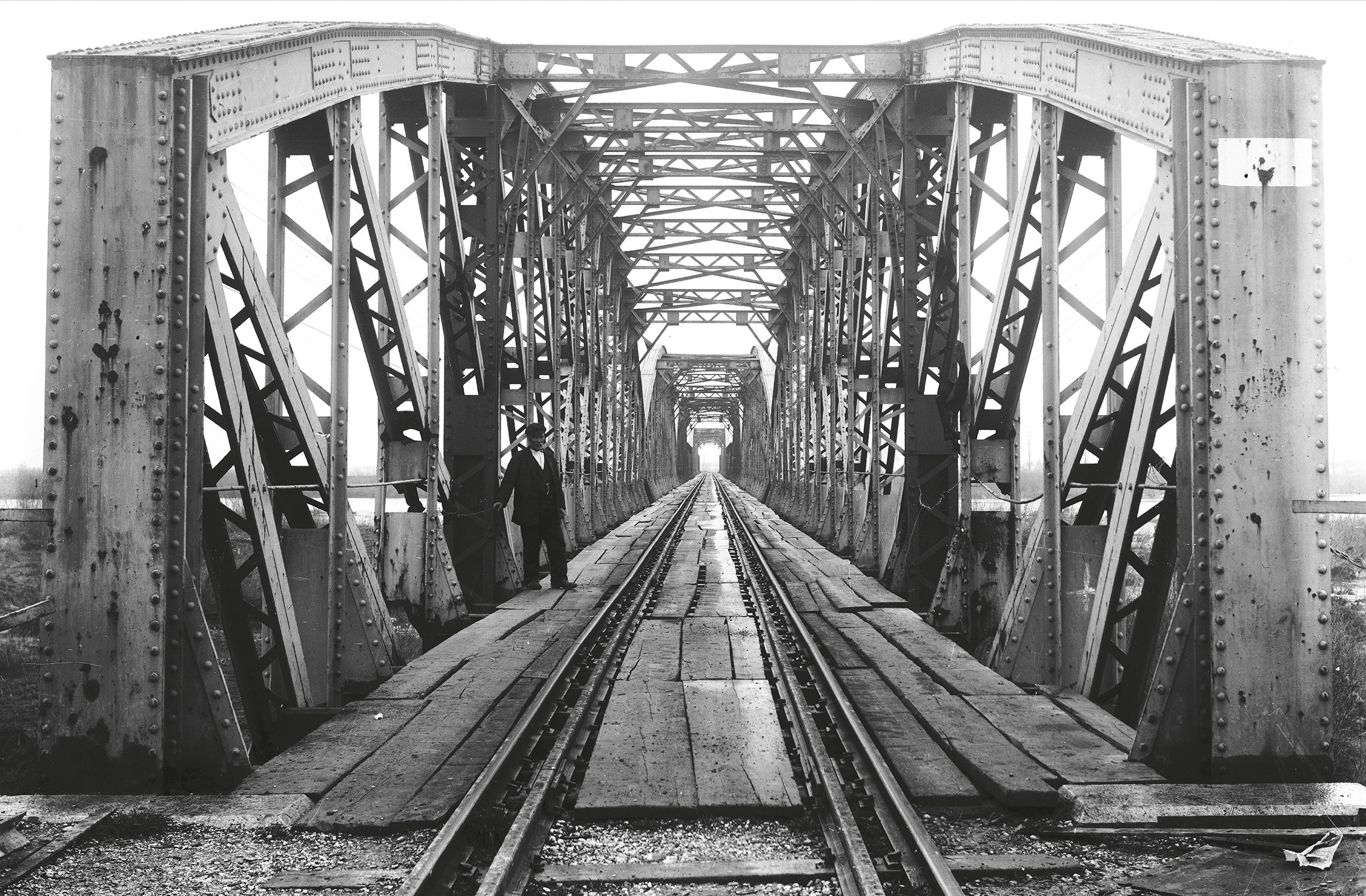 Ponte sul fiume Isonzo -- fine art --