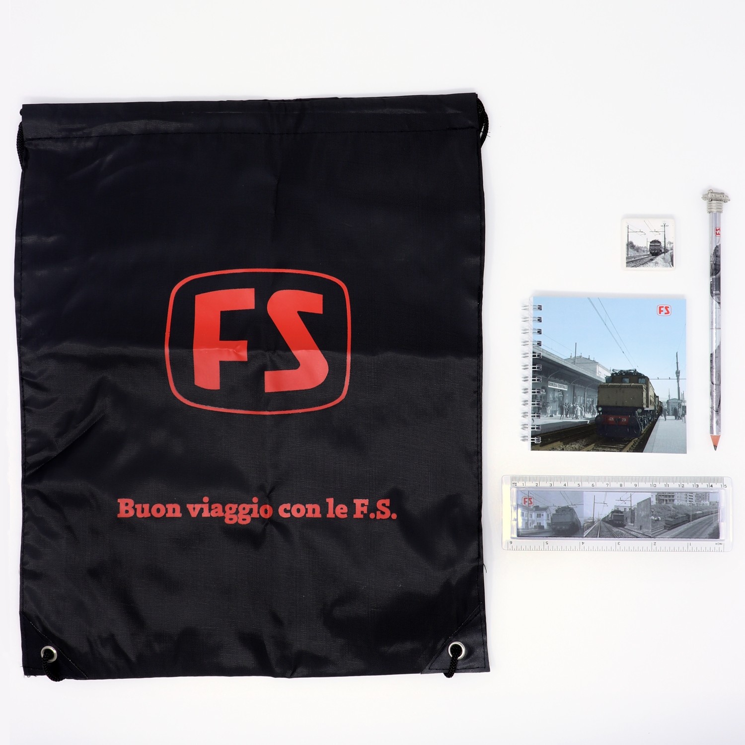Set di cancelleria E.626 con zaino nero